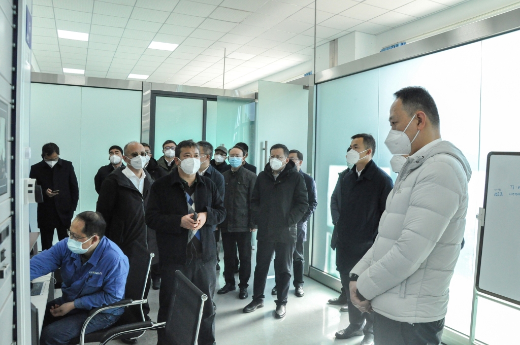 “西老革”考察团到伟德BETVlCTOR网页版开展调研